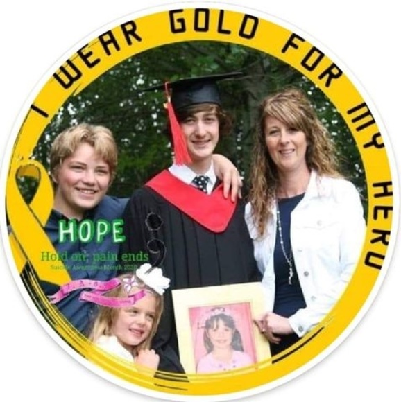 Meet your Posher, Deb - Picture 1 of 1